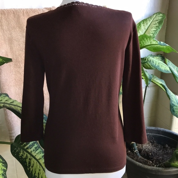 Jones New York brown top with hint of lace - Picture 4 of 6